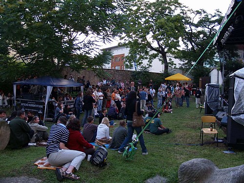Benefin koncert v kltern zahrad 23.6. 2007 (2/2)